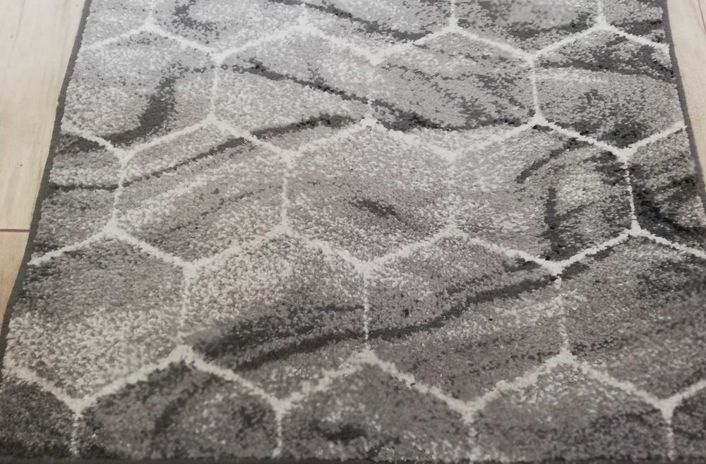 Dywan na schody korytarz przedpokój szary plaster miodu 375x70cm