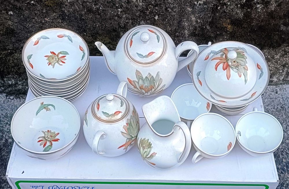 louças SP Coimbra, serviço, lote