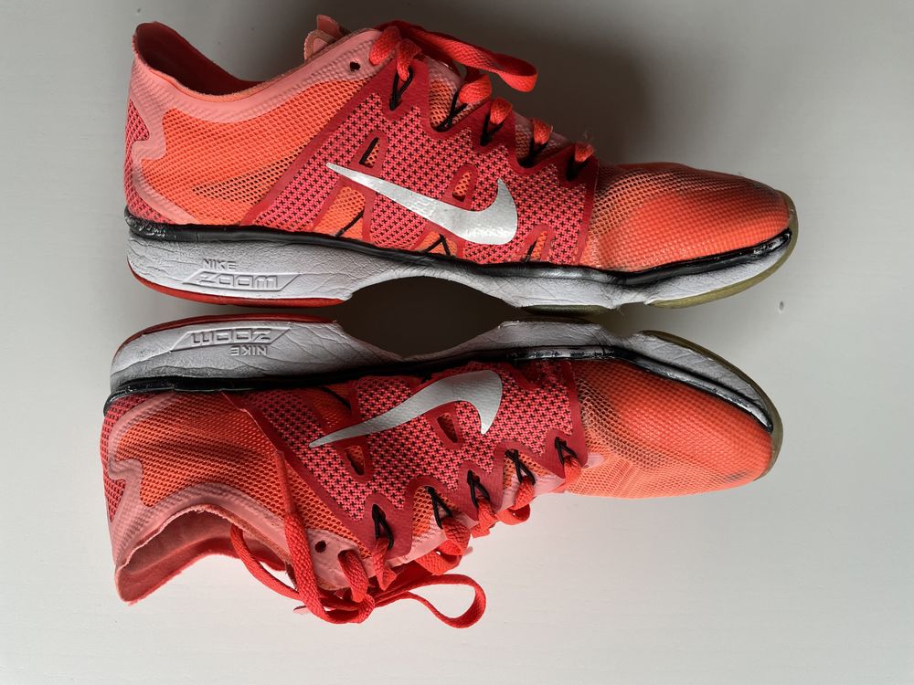 Nike zoom neonowe pomarańczowe 38,5