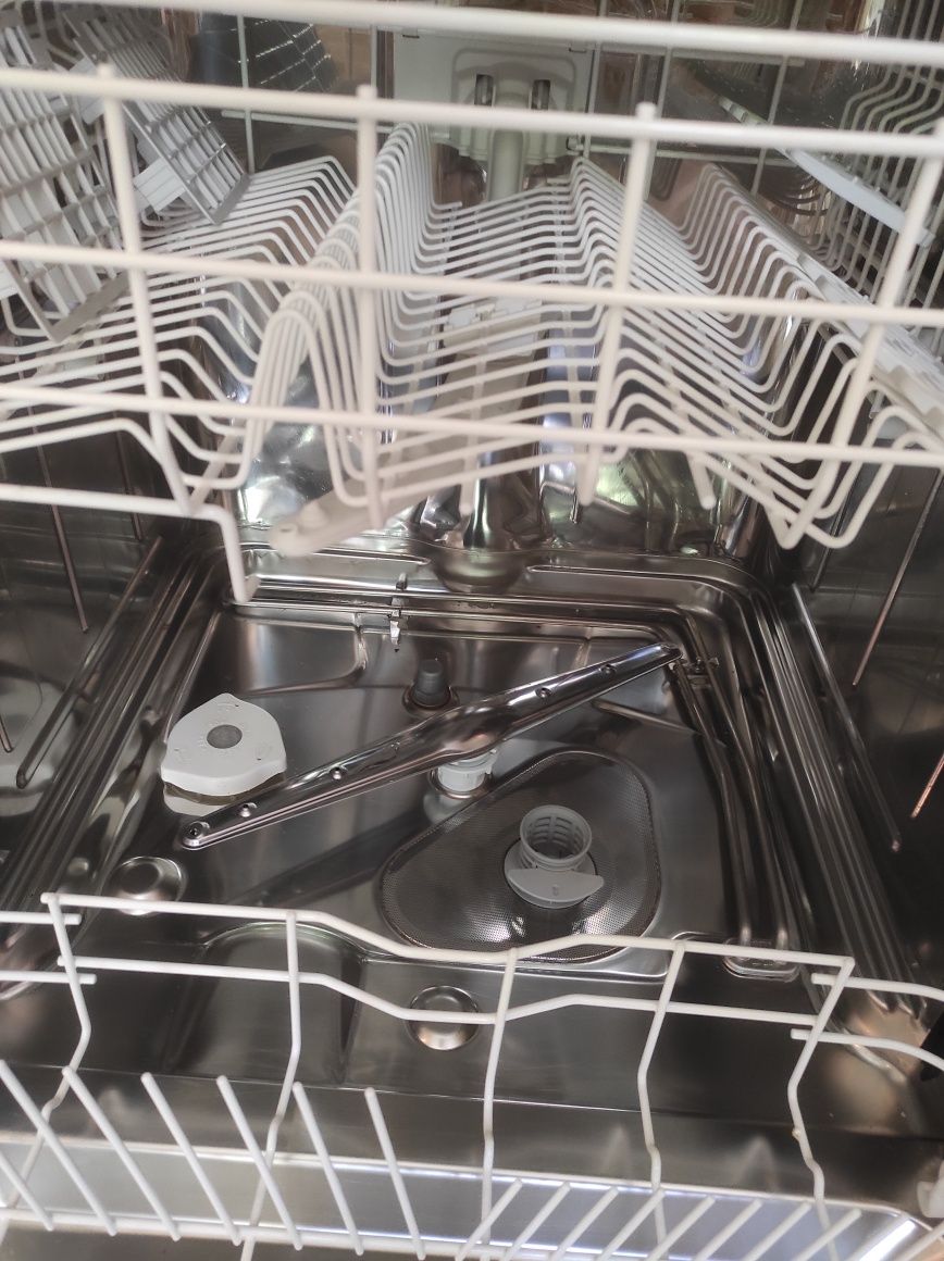 Продам посудомийка indesit