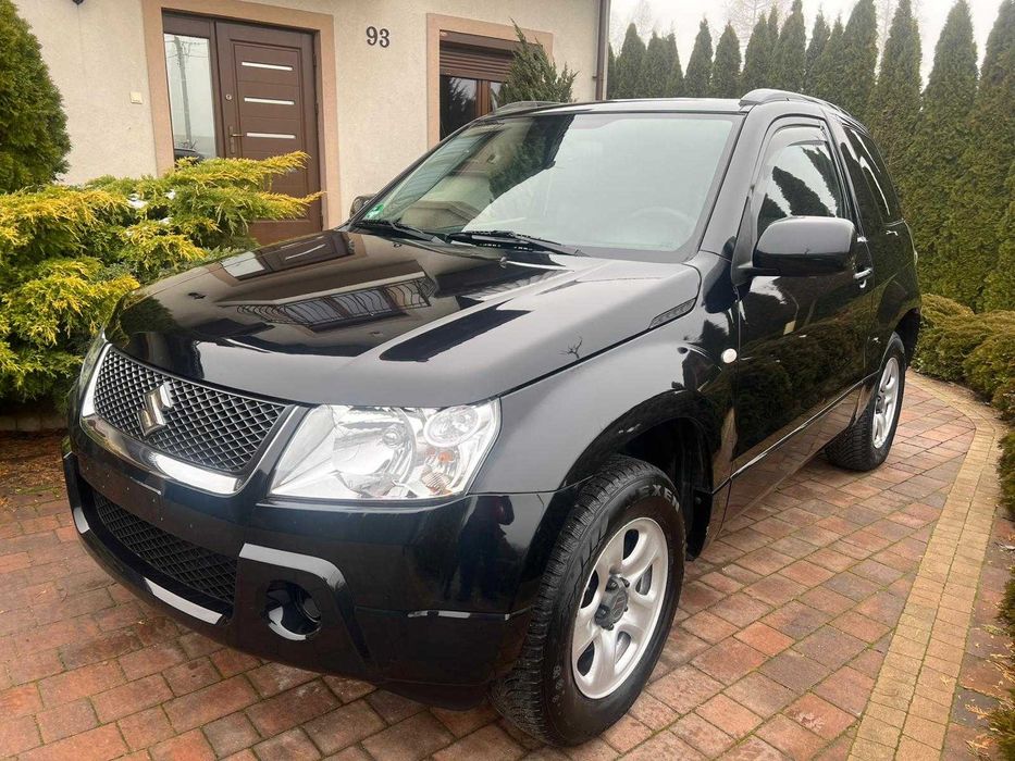 Ładne Suzuki Grand-Vitara 1.6 Benz 4x4,Klima,Hak,Nowy łańcuch Rozrząd.