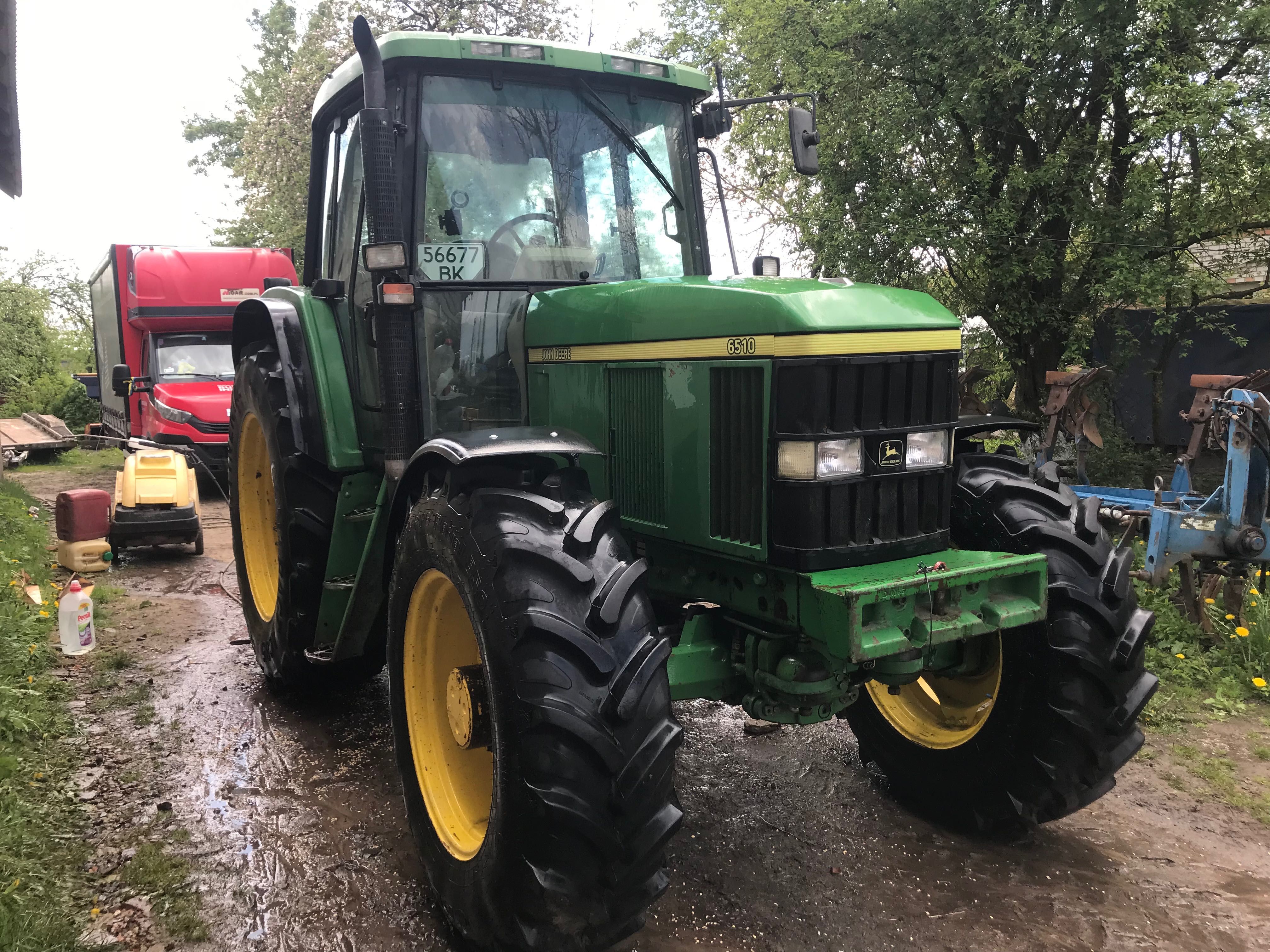 Продам трактор John deere 3350 6510