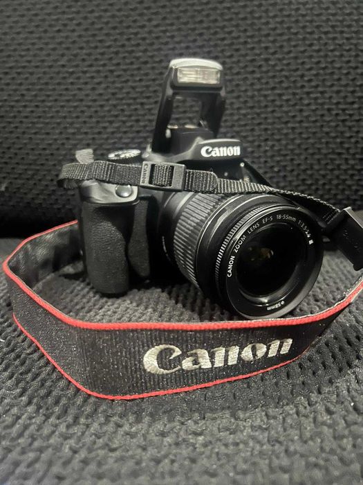Câmara DSLR Canon 4000D