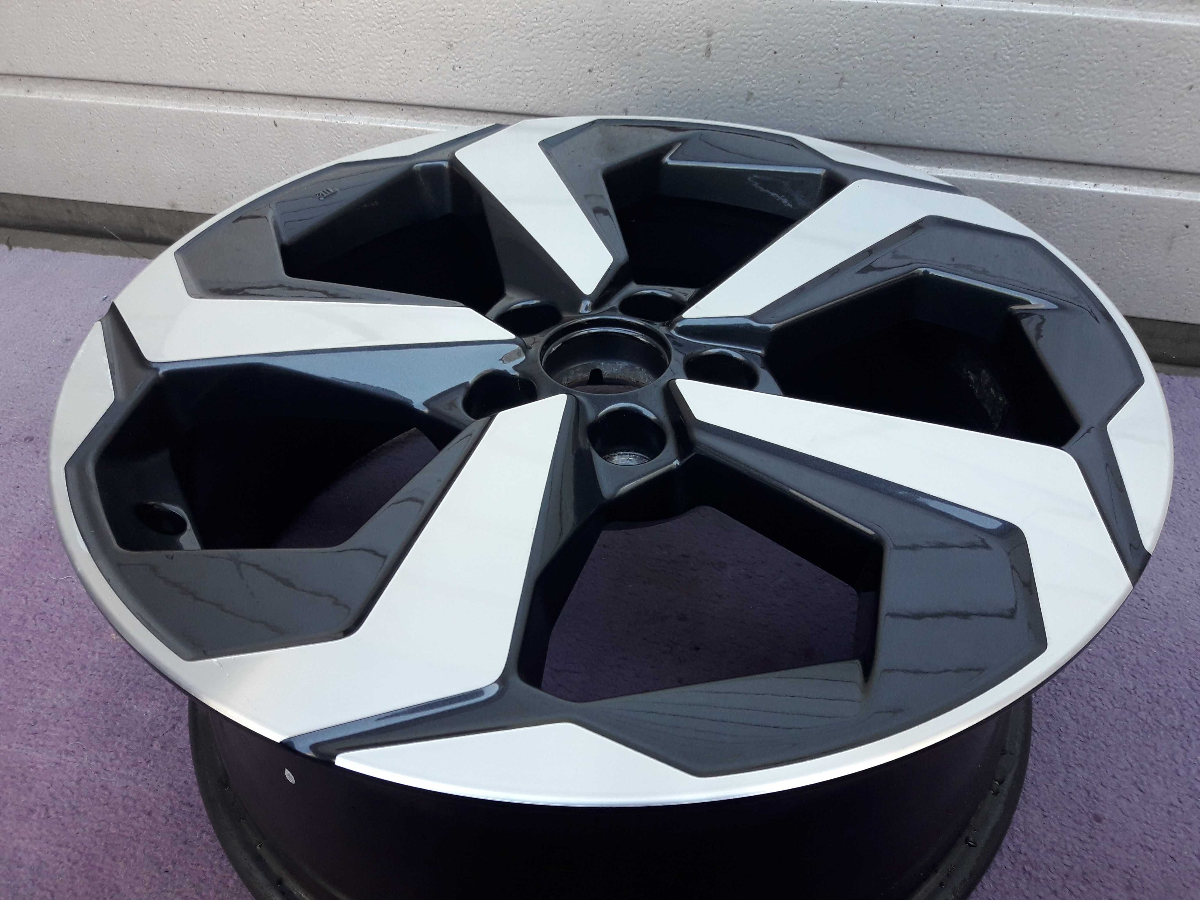 Felga Aluminiowa 18 Cali Nissan QASHQAI III ET45 5x114.3
