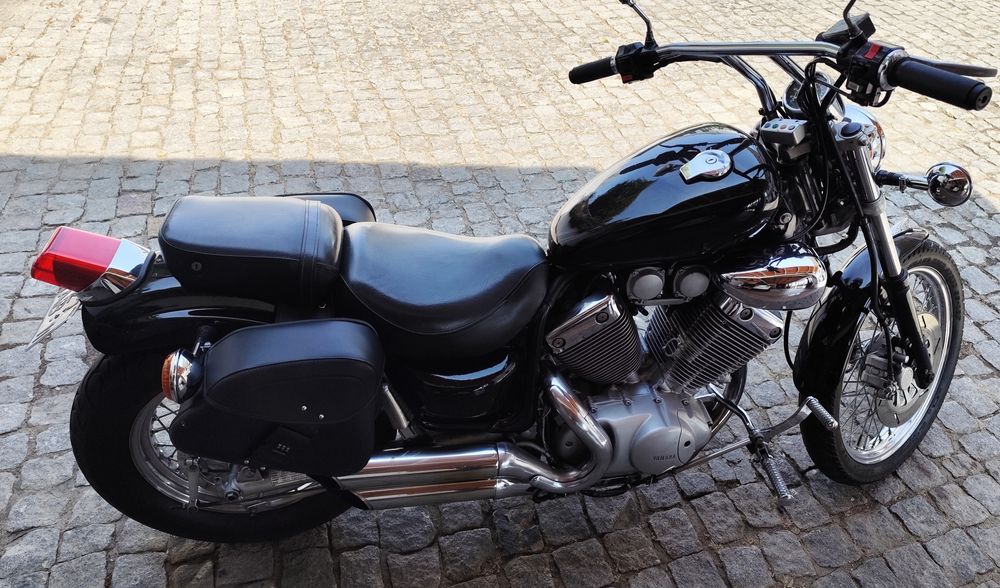Yamaha Virago 535.