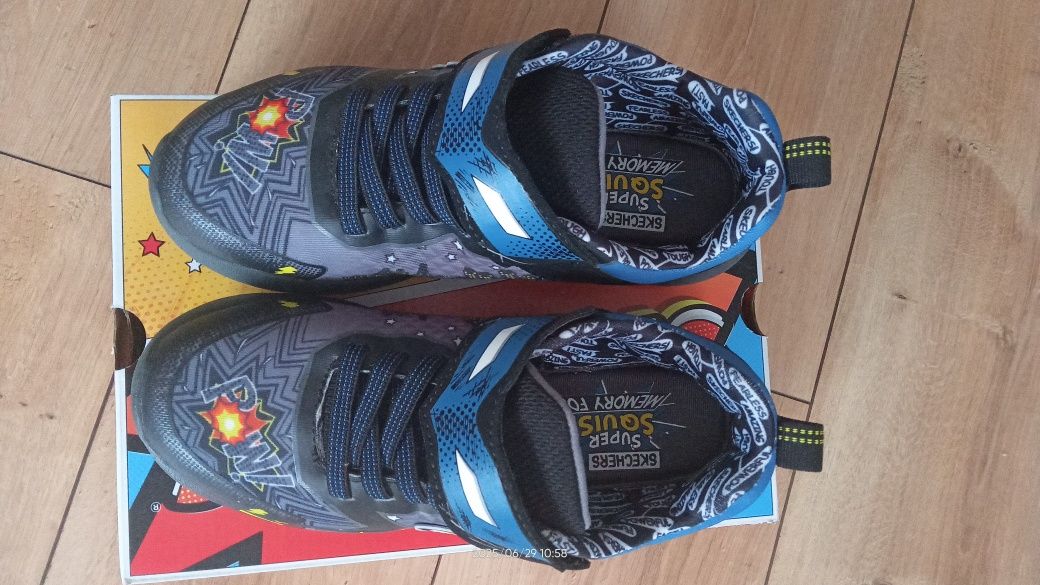 Buty dziecięce Skechers rozm. 35
