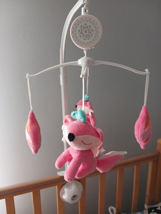 Мобіль на ліжечко,карусель,заводна.