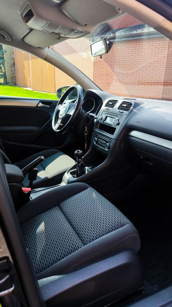 Volkswagen Golf 1.4 MPI Klima PDC