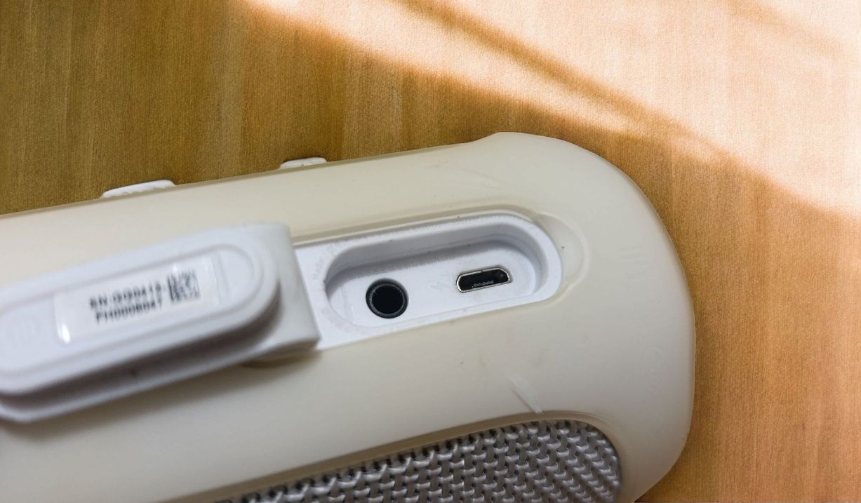 JBL Flip 4 oryginalny 2 sztuki biały