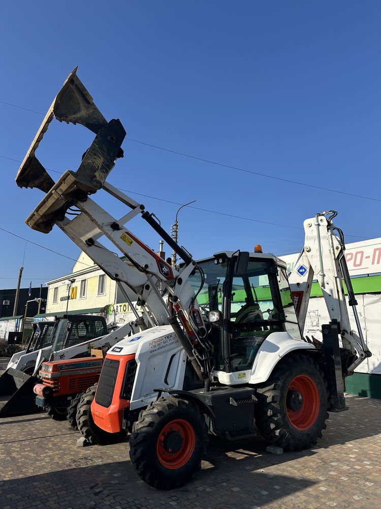 Ескаватор-навантажувач BOBCAT B730R