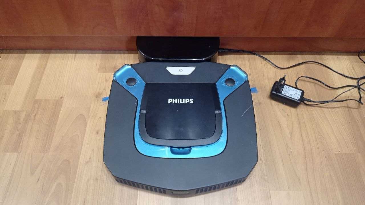 Хороший Робот-пылесос PHILIPS SmartPro Easy FC8794