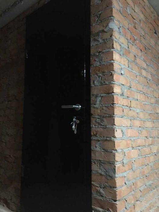 Продам залізні двері. Металеві двері. Двері в підвал