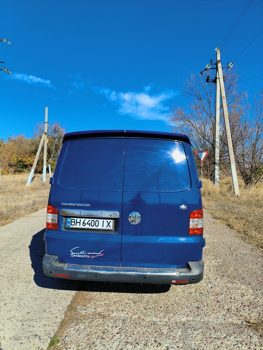 VW Transporter T5 1.9 tdi длинная база