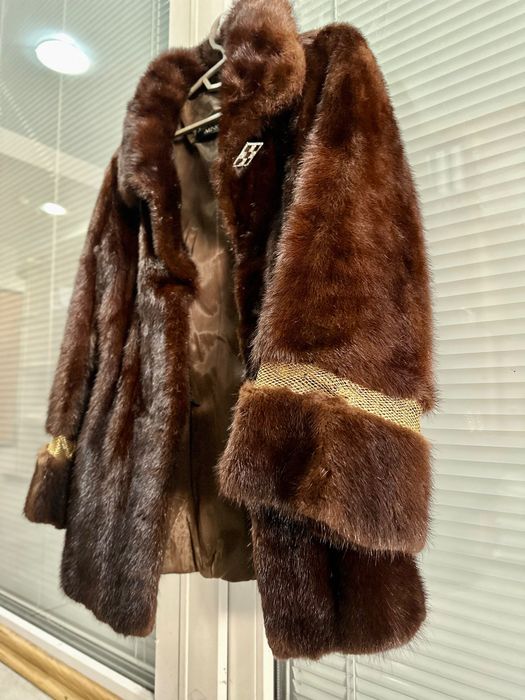 Шуба норковая автоледи