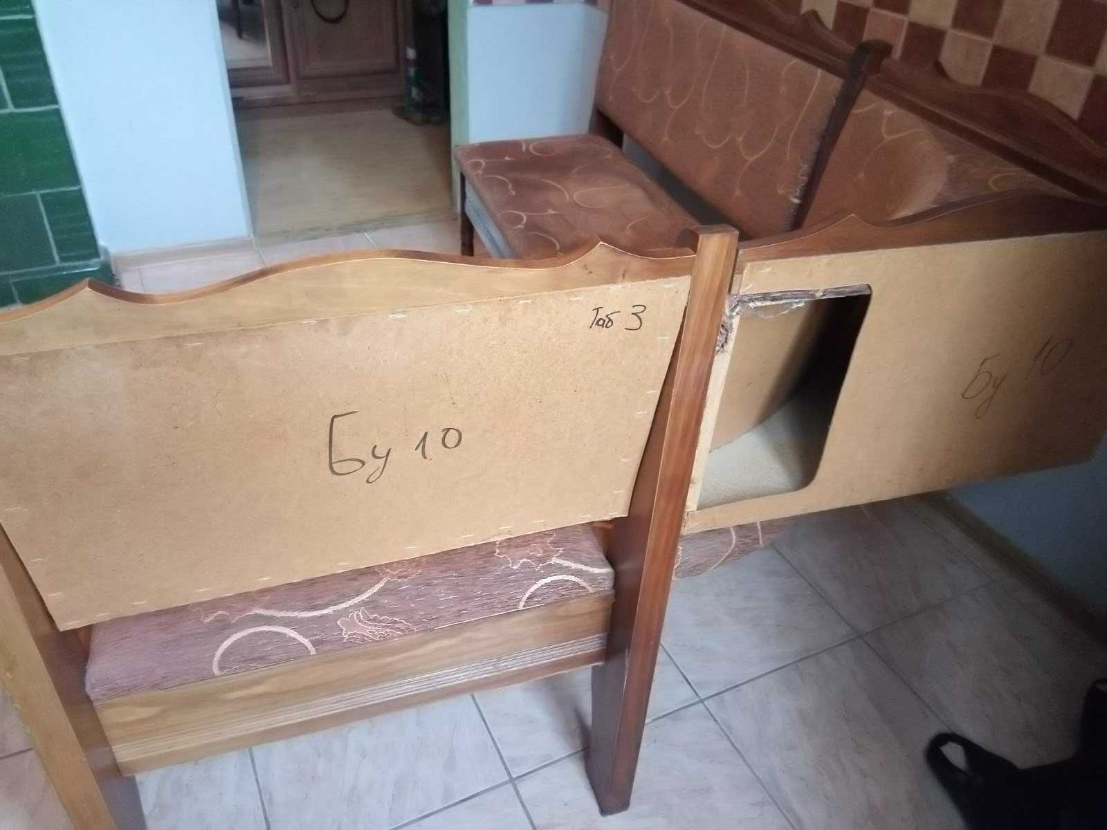 М'який кухонний куточок