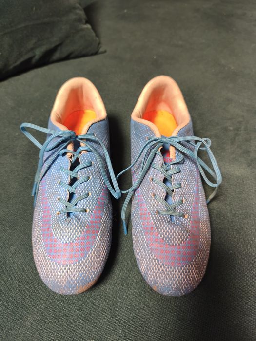 Korki buty piłkarskie jak Nike 37,5
