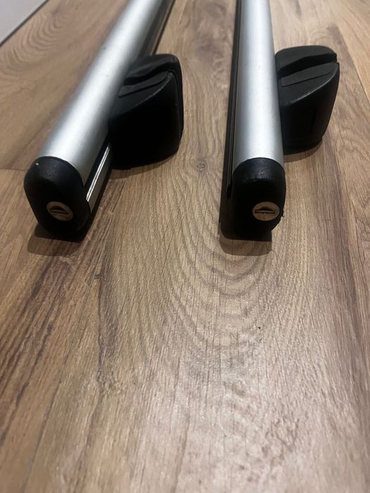 Bagażnik dachowy na relingi