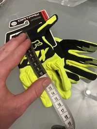 nowe nowe gloves