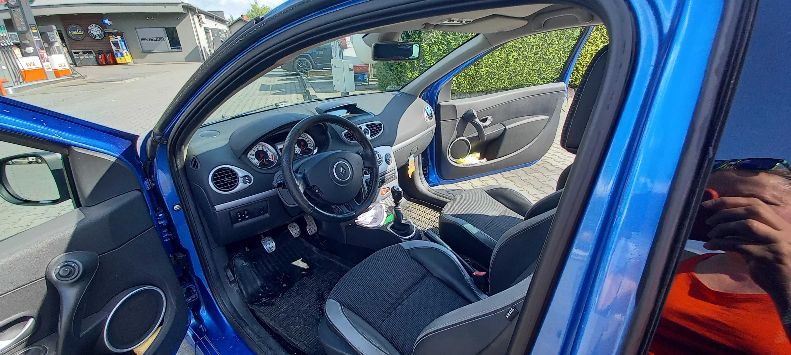 Renault Clio GT 1,6 16V 128KM