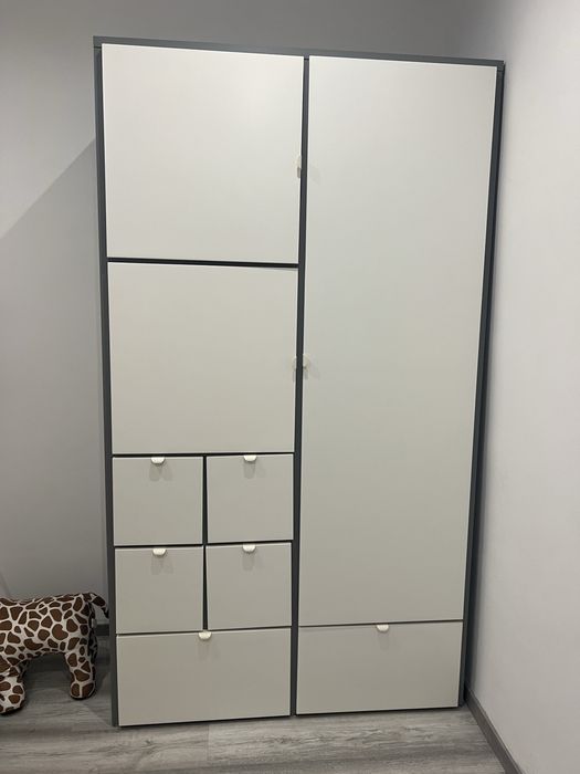 Roupeiro Visthus Ikea