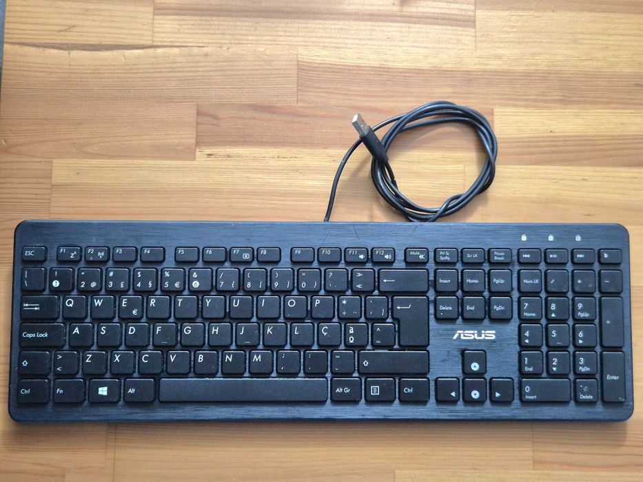 Teclado USB ASUS AK1D (Layout PT) - Slim - Multimédia