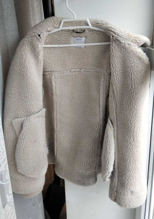 Bershka дублянка розмір XS