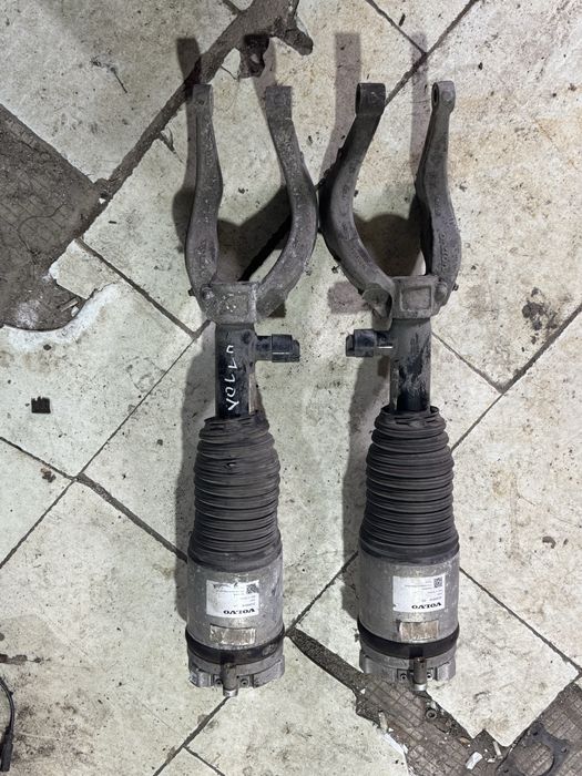 Пневмостойка Volvo XC90 2016+