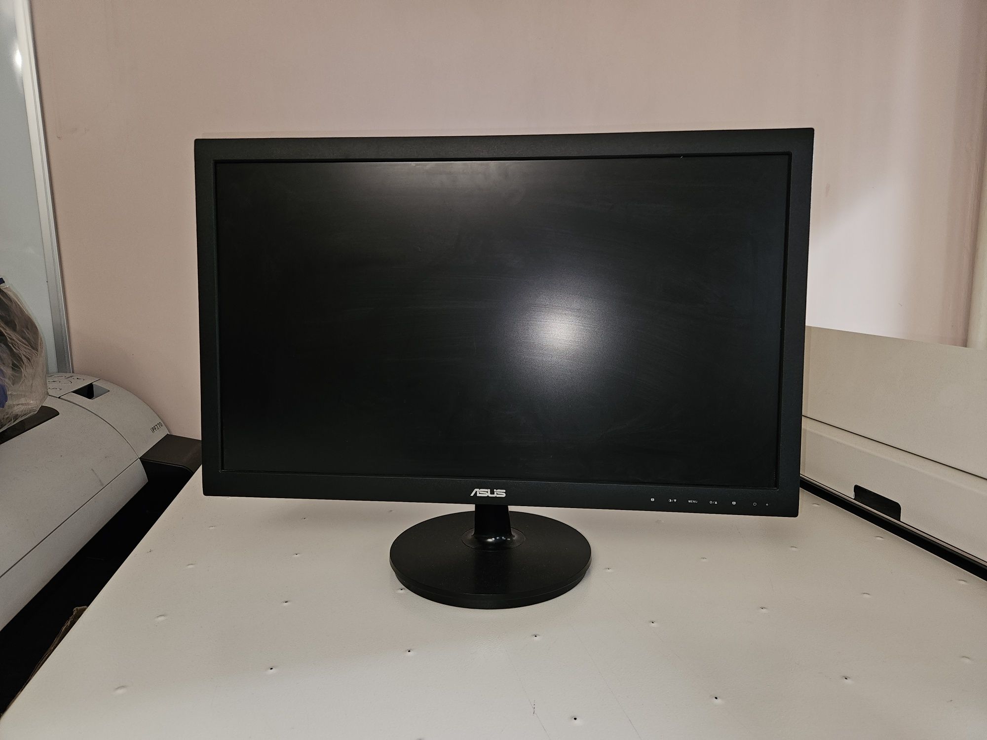 Monitory LCD różne marki