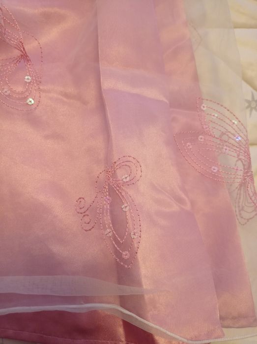 Платье на девочку.