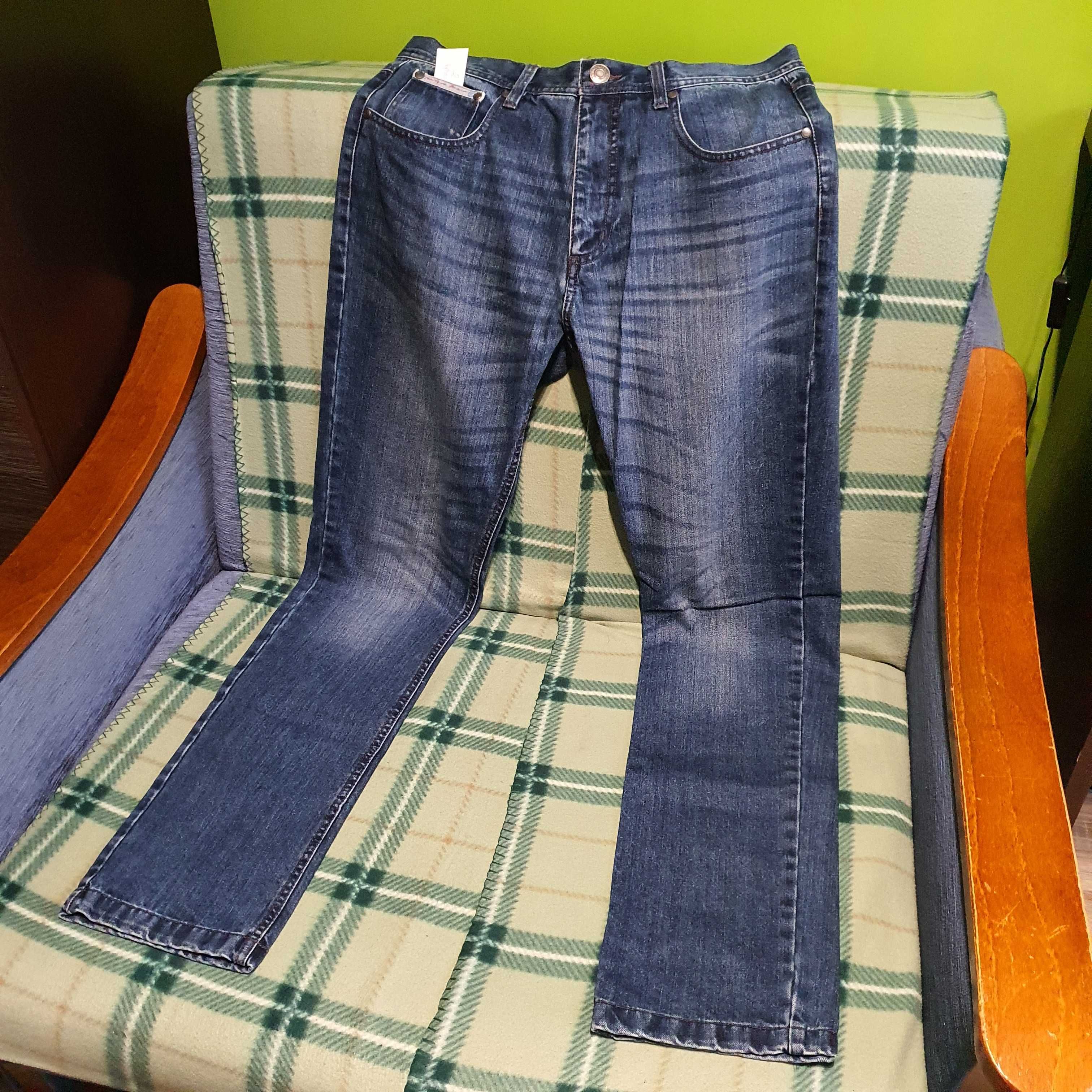 Spodnie męskie jeans Everyday Wear rozm. 32