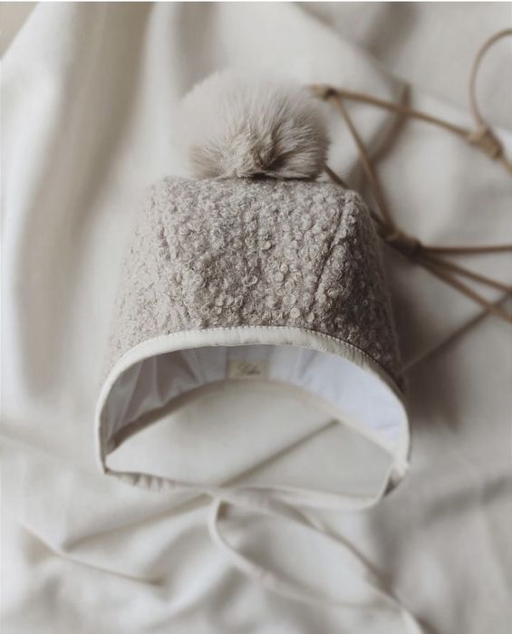 Шапочка шапка на зав‘язках zara