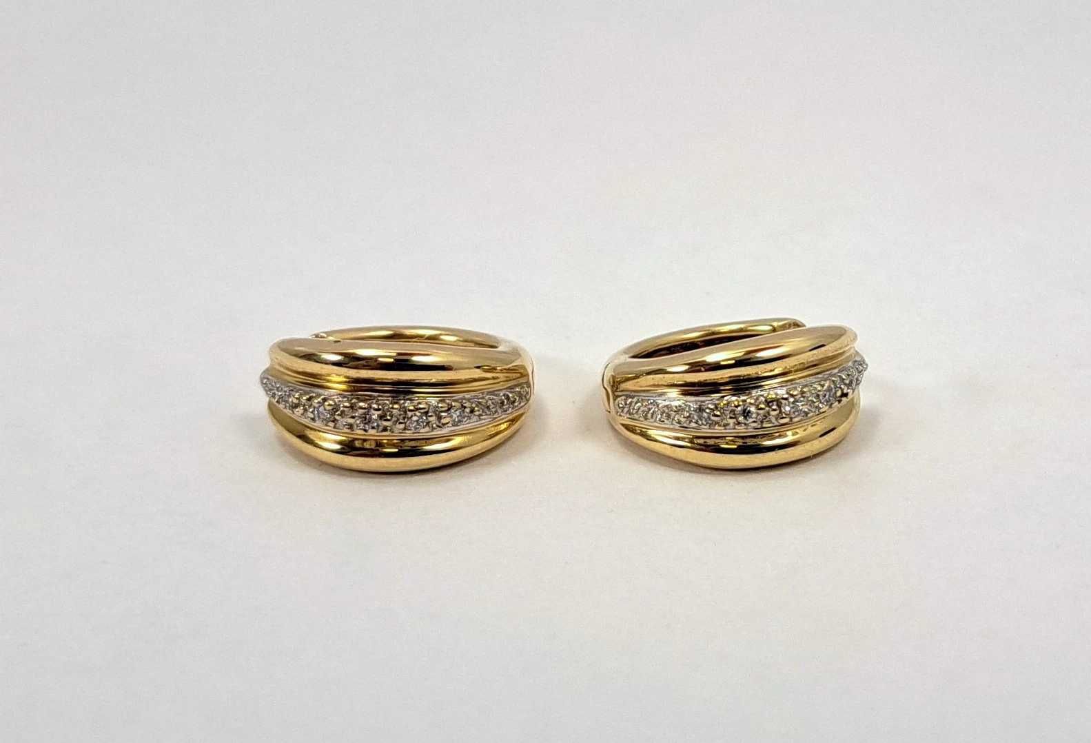 Okrągłe złote kolczyki 585 z diamentami0,05ct w:3,52g zamknięty bigiel