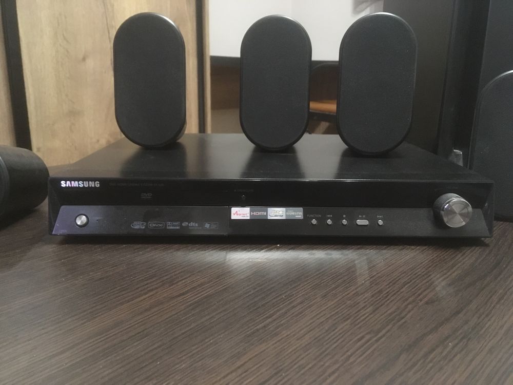 Kino domowe samsung HT-X30