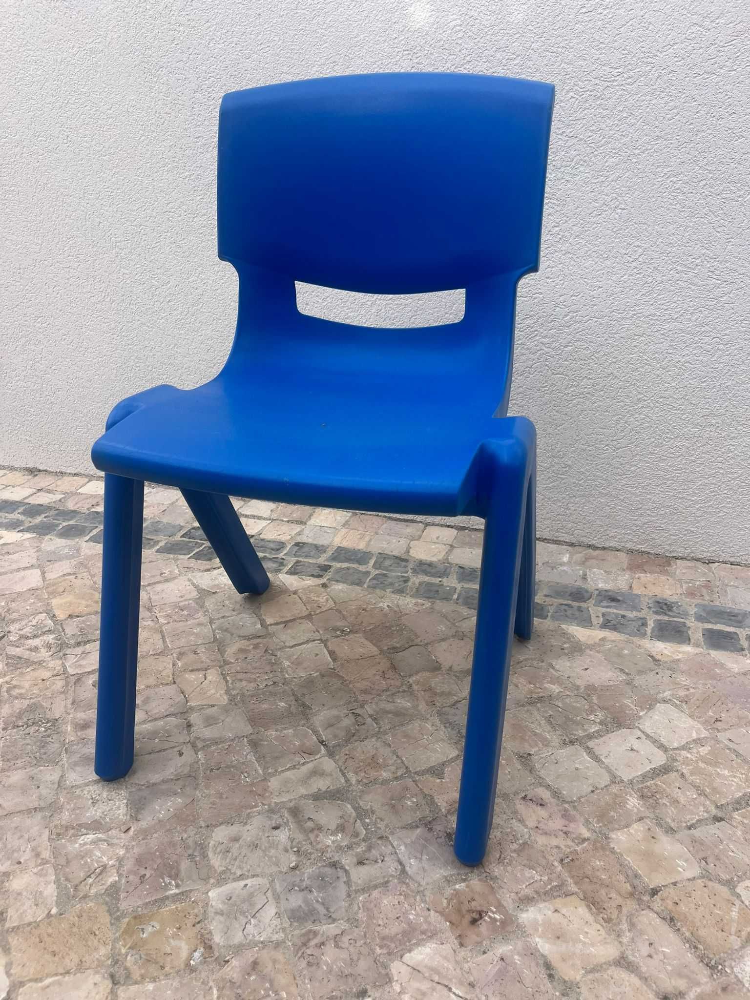 Cadeiras escolares