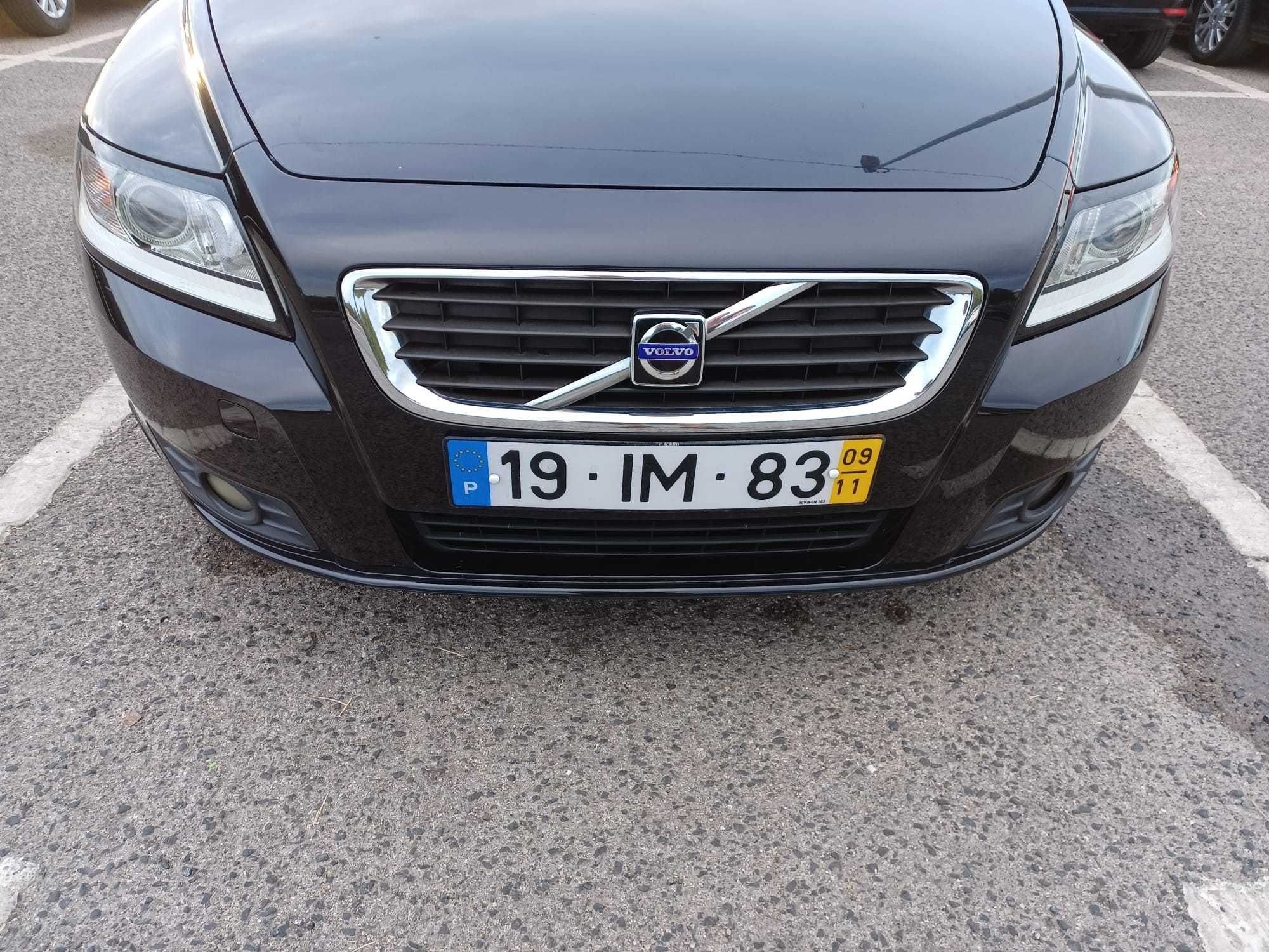 Volvo V50 confiável e estimado