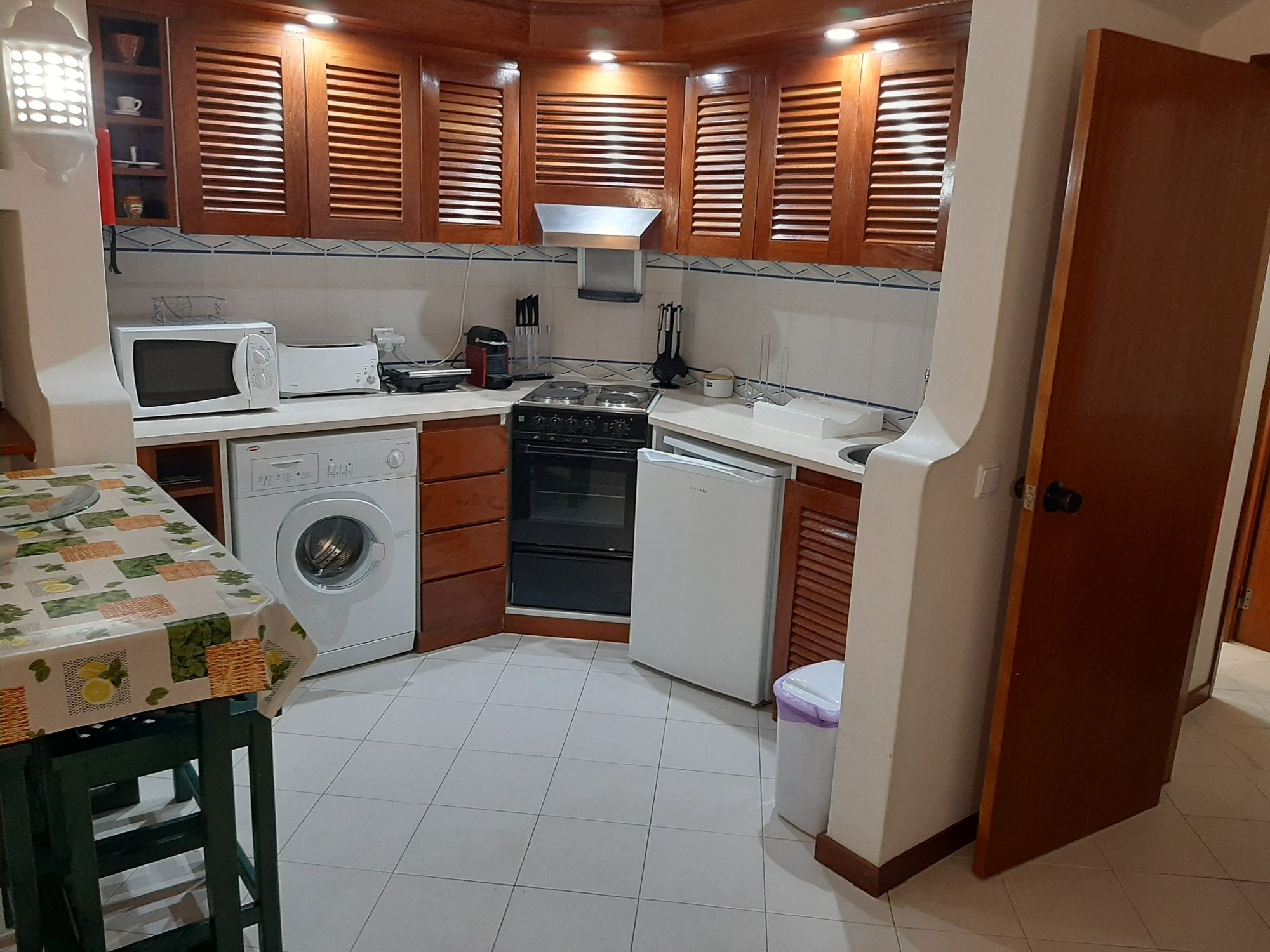 Agradável apartamento Albufeira num Cond privado com jardim e Piscina