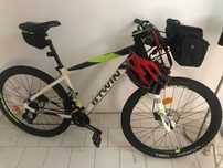 Bicicleta B’Twin Rockrider 560 – Rodas 27,5” com Suspensão RockShox