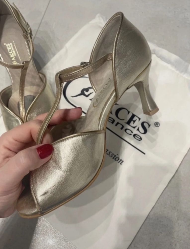Buty taneczne, slubne, szyte na miare Akces Dance