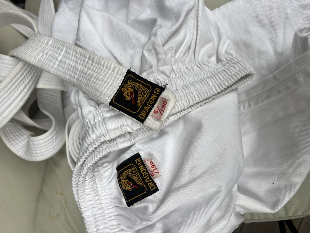 Kimono criancça branco com dois cintos