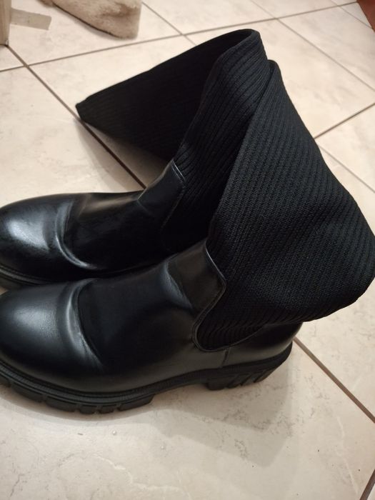 Sprzedam kozaczki rozmiar 40