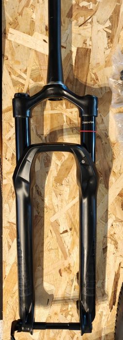 Suspensão RockShox Revelation 29" 140mm