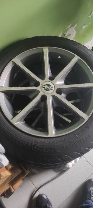 Колеса зима.Ниссан Микра К 12,К13 с дисками