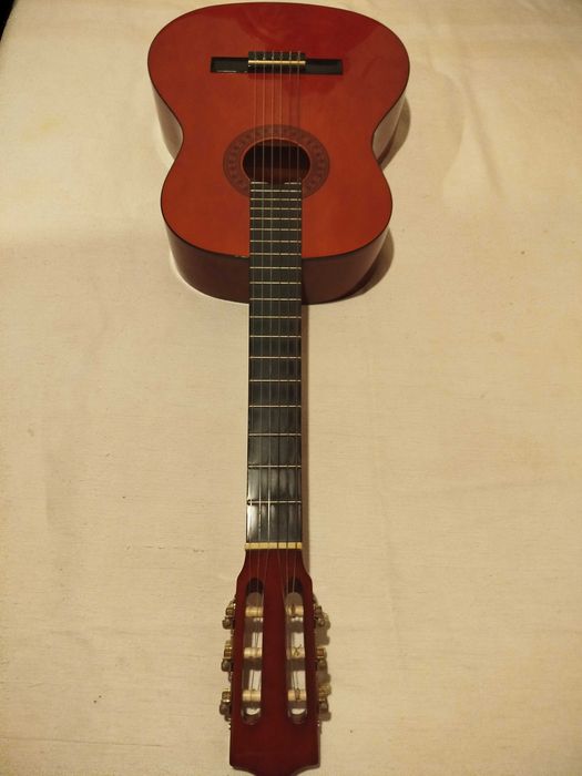 Guitarra acústica STAGG C542 castanha