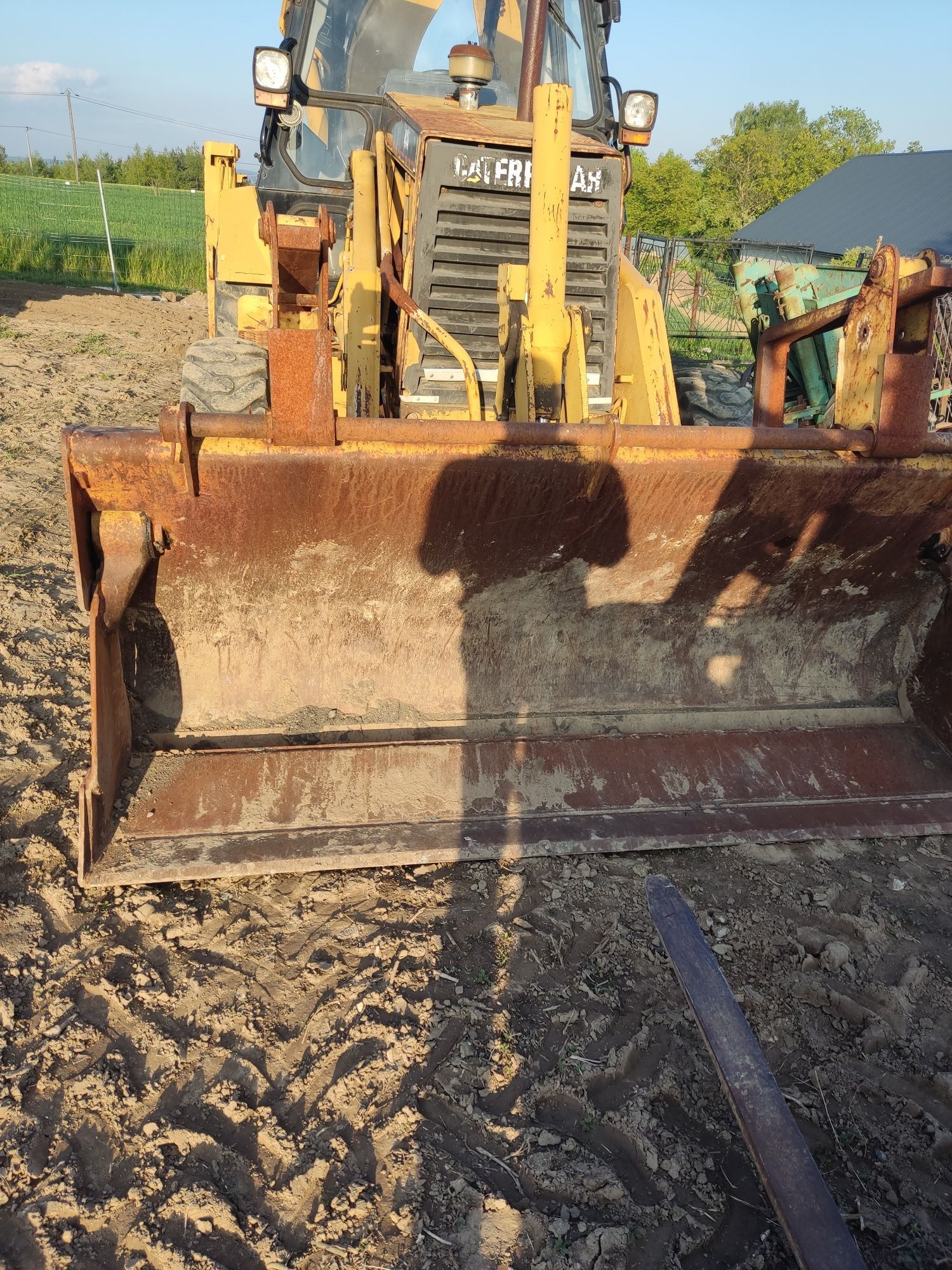 Sprzedam koparko ładowarke cat 428 b full opcja 3 łyżki