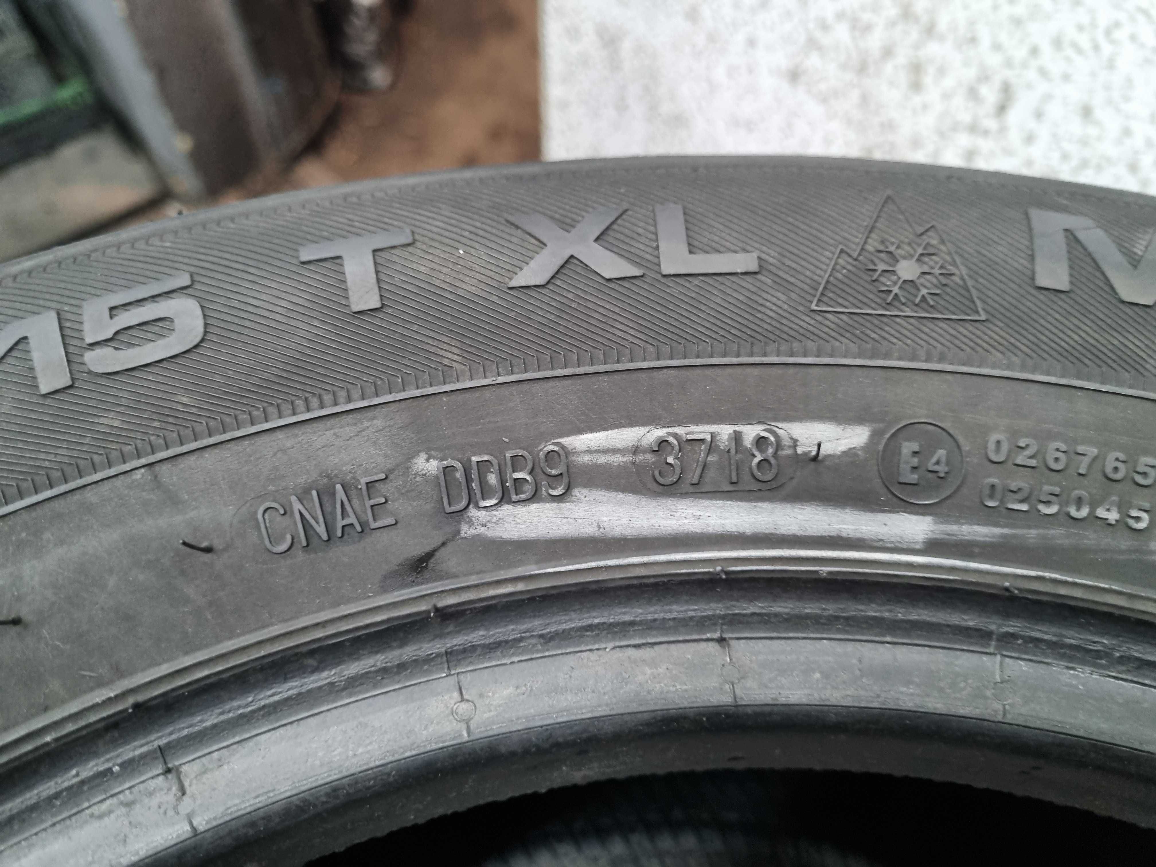 195/65/15 95T XL Uniroyal MS Plus 77 D.3718