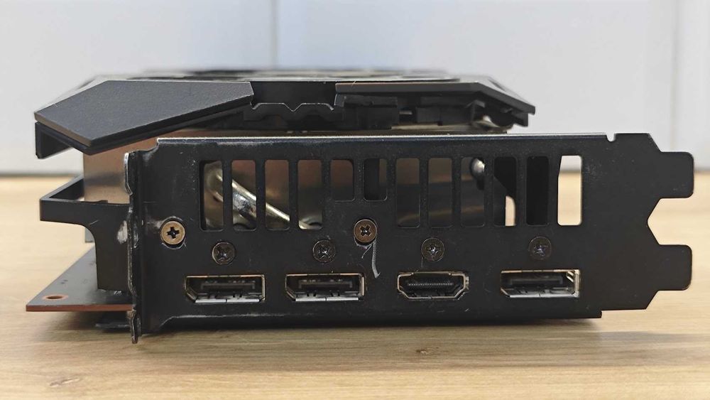 Asus RX 5700 8 GB STRIX OC ігрова дуже потужна краще 580 vega nvidia