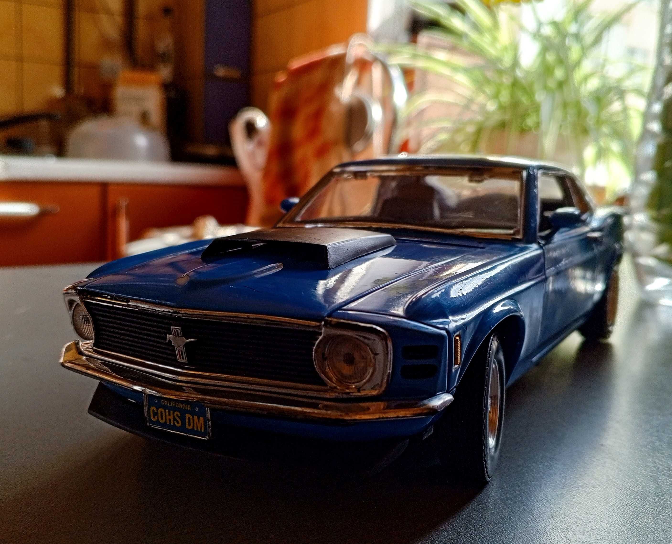 Ford Mustang BOSS 429 (MotorMax 1:18)