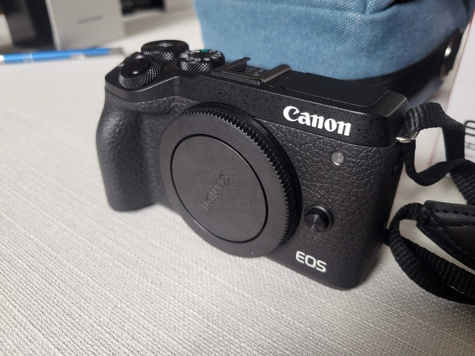 Canon EOS M6 Mark II (body) + GRATISY, Nagrywa w 4K