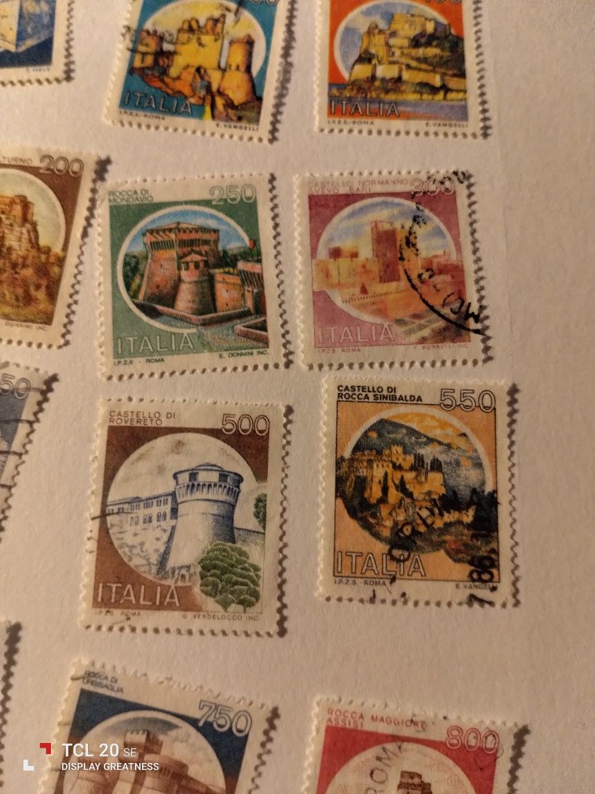 Filatelia -selos de coleção. Castelos de Itália.