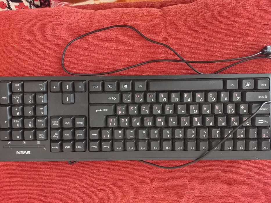 Продам клавиатуру Sven